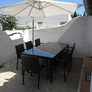 https://le-gite-de-fanny.fr-provencehotel.com